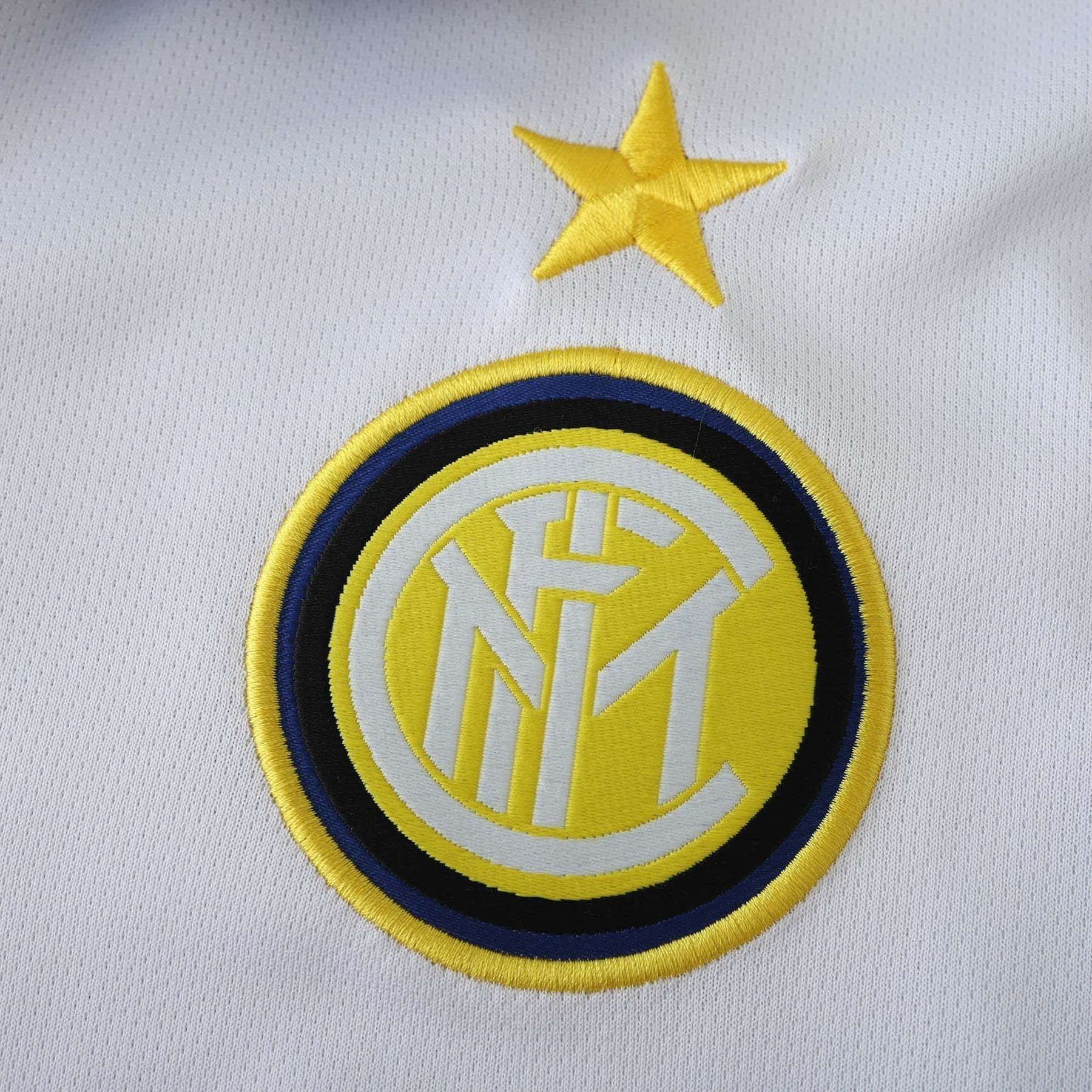 Inter Milan - Retro Away 1997/19 Jersey