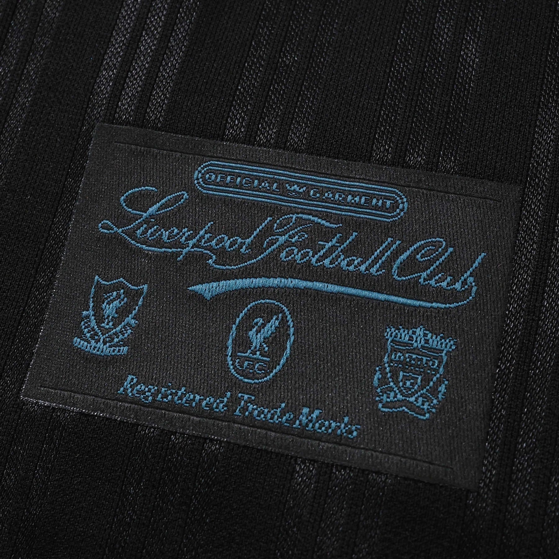 Liverpool - Retro 1995 Jersey