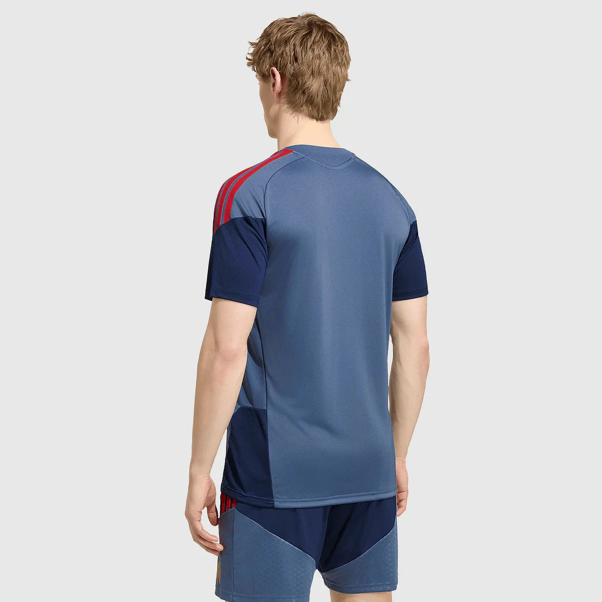 Bayern Munich - Training Top 26/27