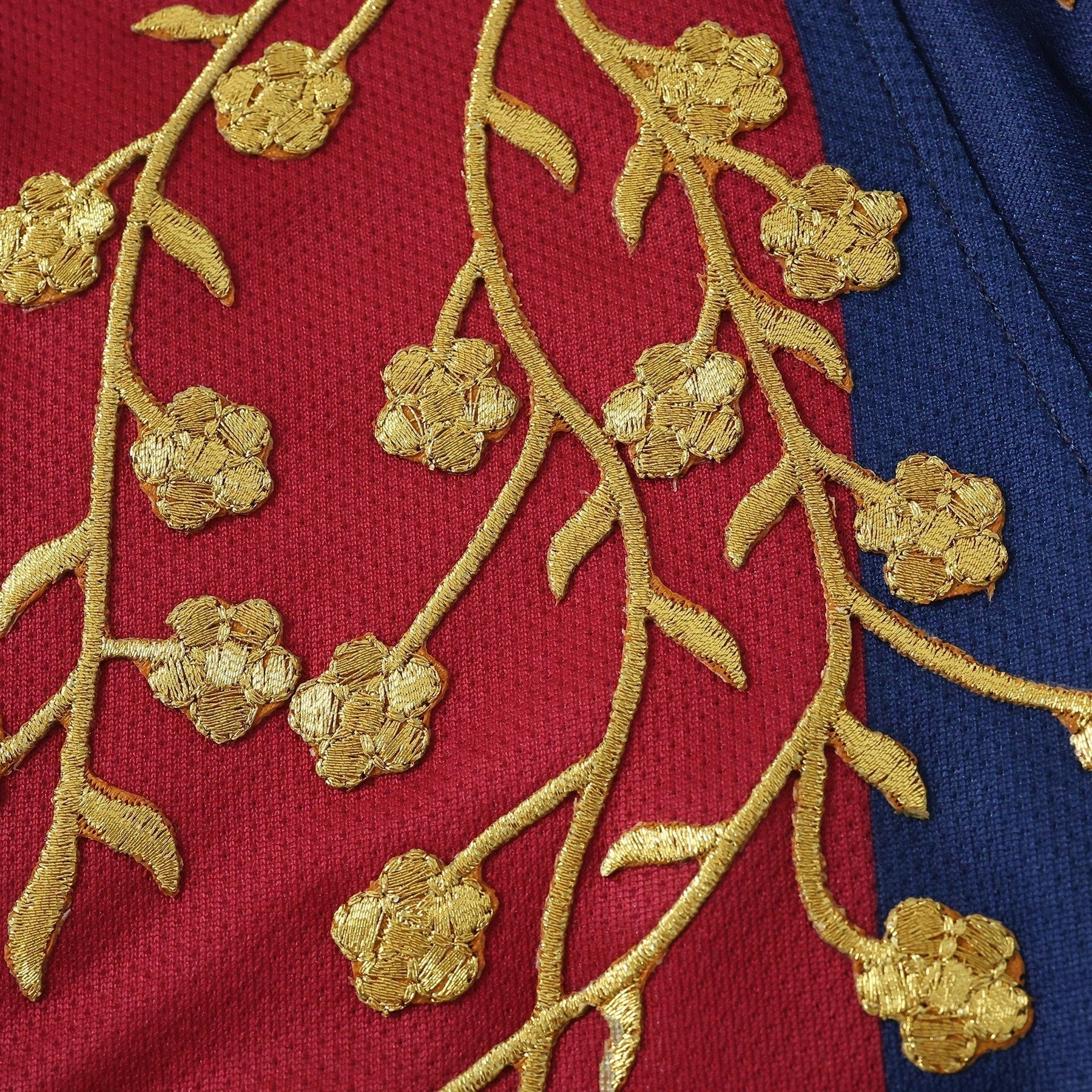 Barcelona - Retro Home 2014/15 Embroidered Jersey
