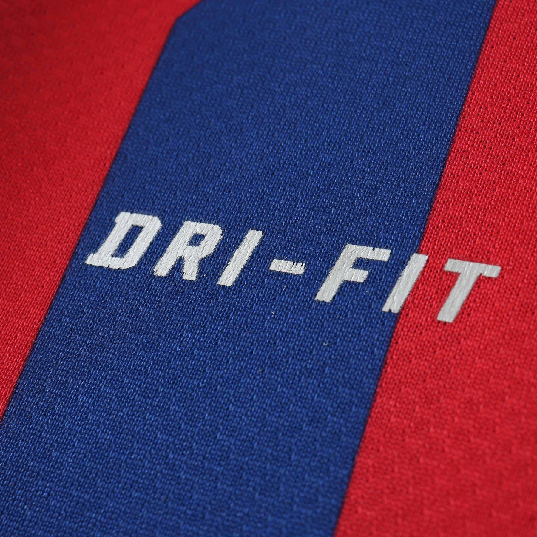 Barcelona - Retro Home 2011/12 Jersey