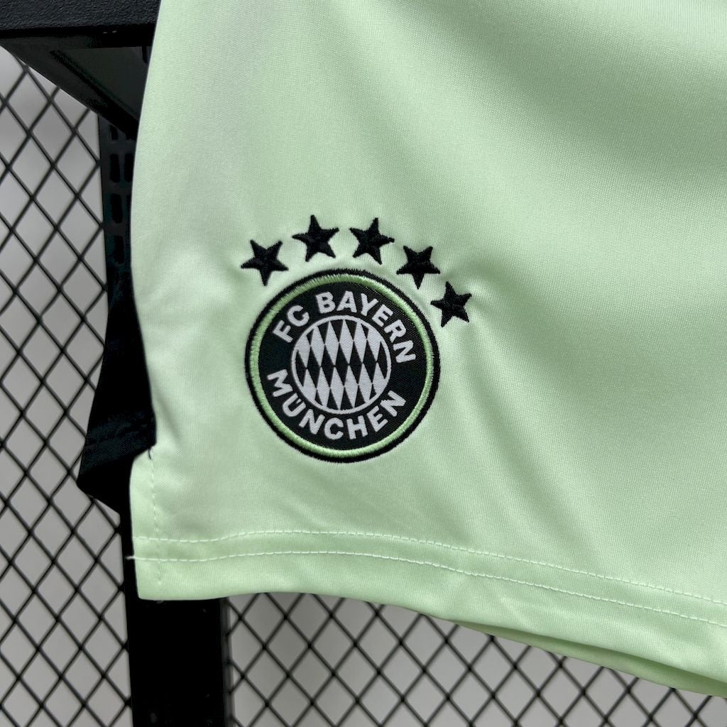 Bayern Munich - Goalkeeper 25/26 Jersey