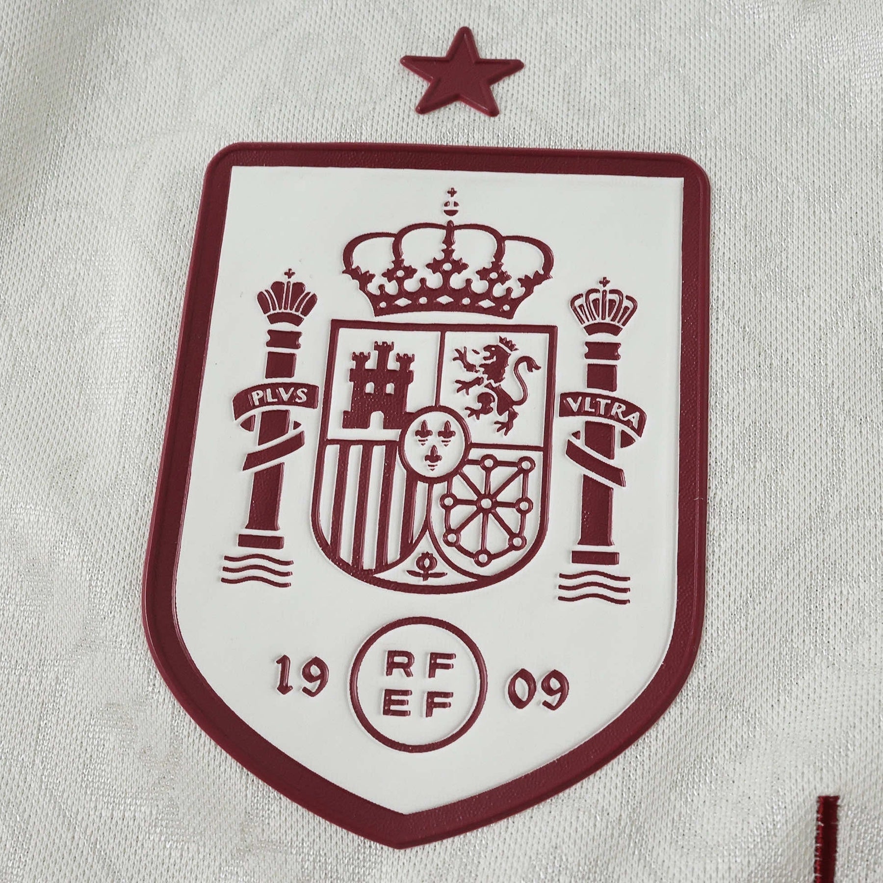 Spain Home Embroidered Player 2026/27 - 2 Stars Winner ⭐⭐