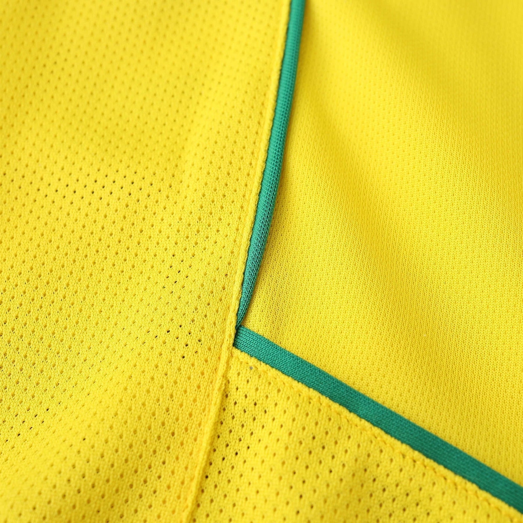 Brazil - Retro Home 2004 Jersey
