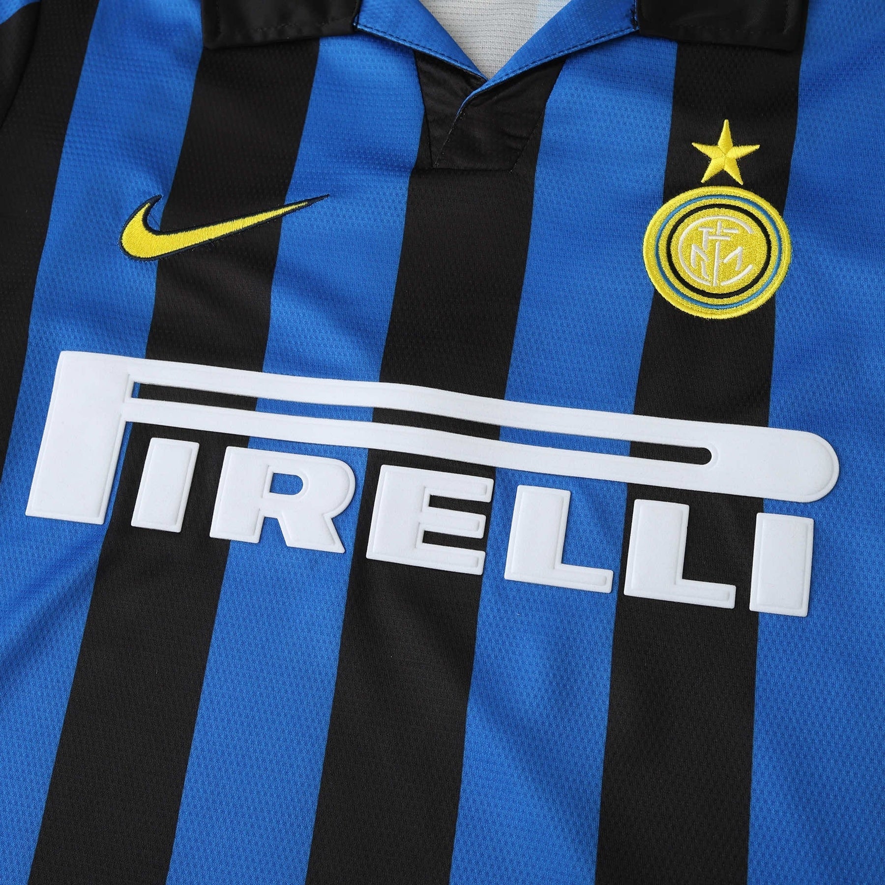 Inter Milan - Retro Home 1998/99 Jersey