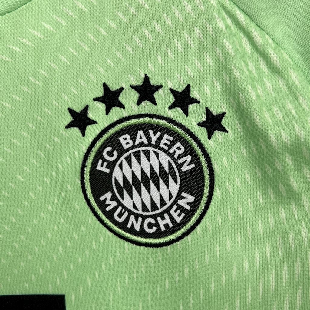 Bayern Munich - Goalkeeper 25/26 Jersey