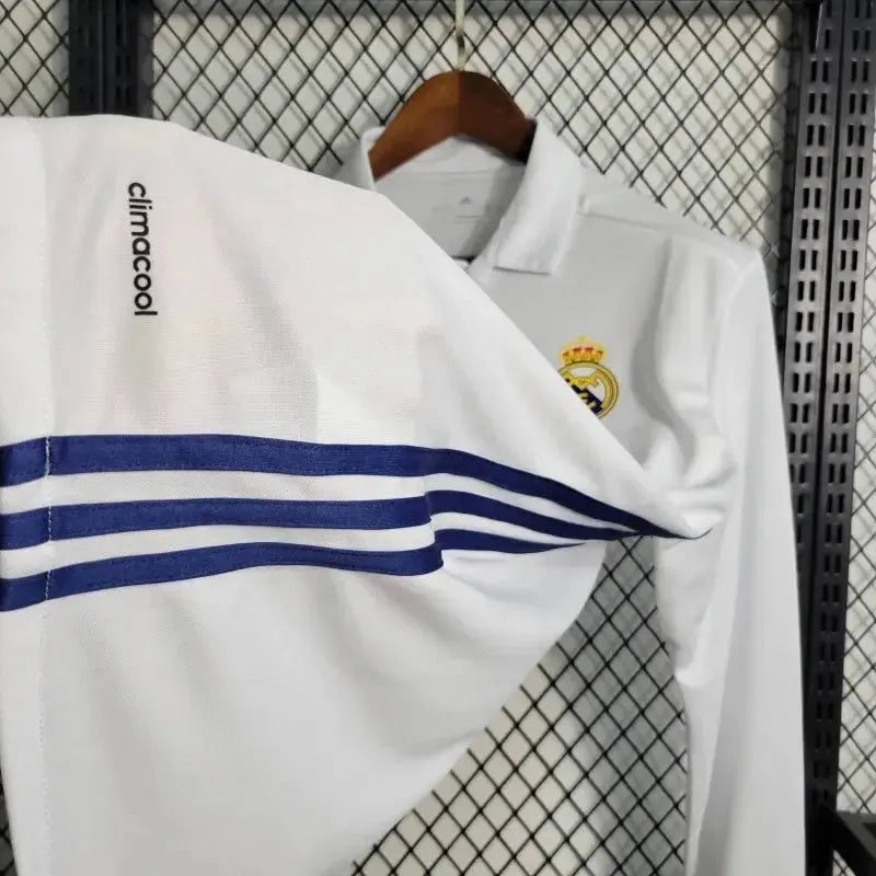 Real Madrid - Main 2016/17 Retro Long Sleeve Jersey