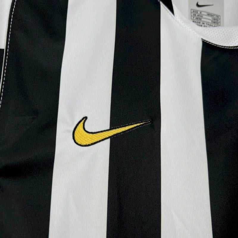 Juventus - Retro Away 2002/03 Jersey