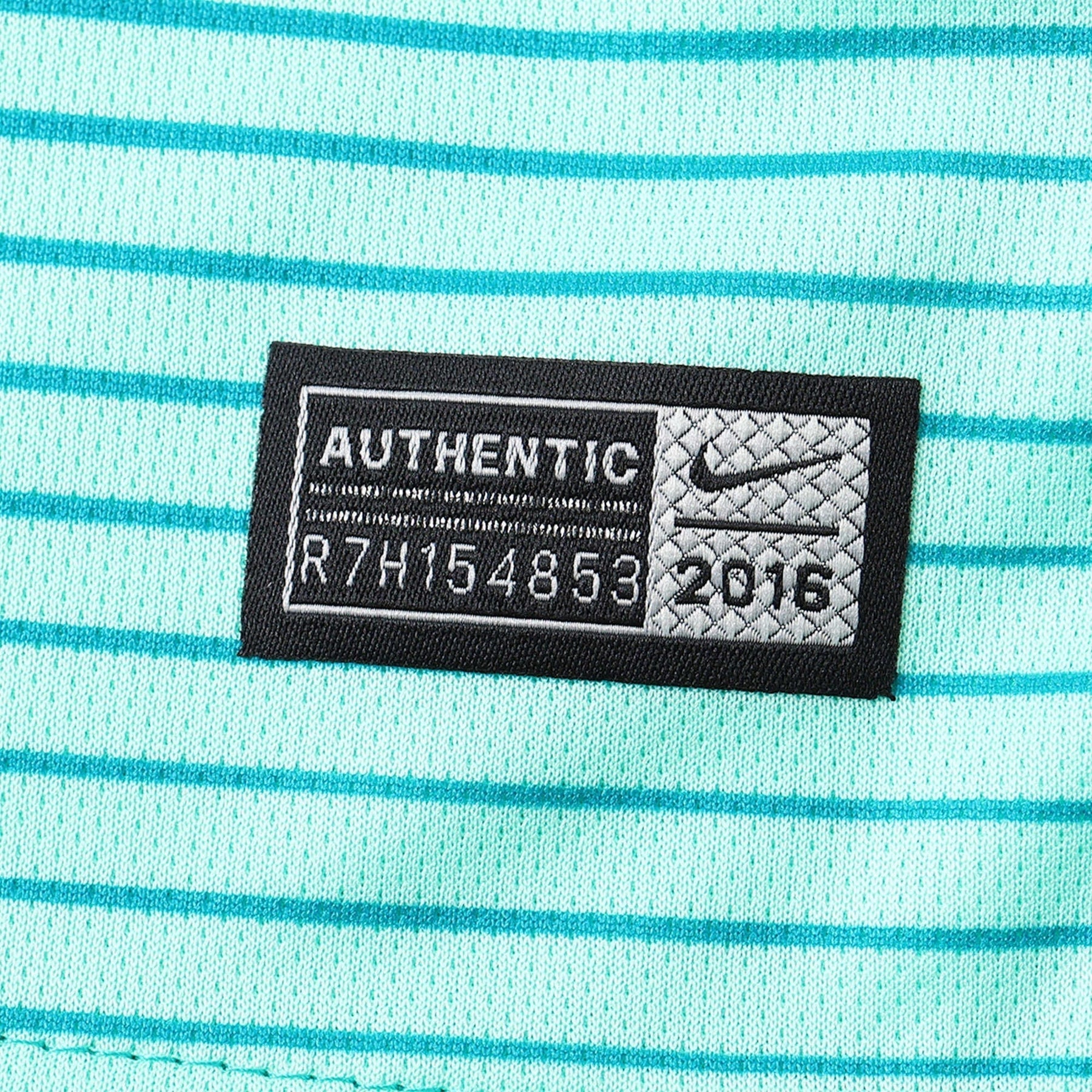 Barcelona - Retro Third 2016/17 Jersey
