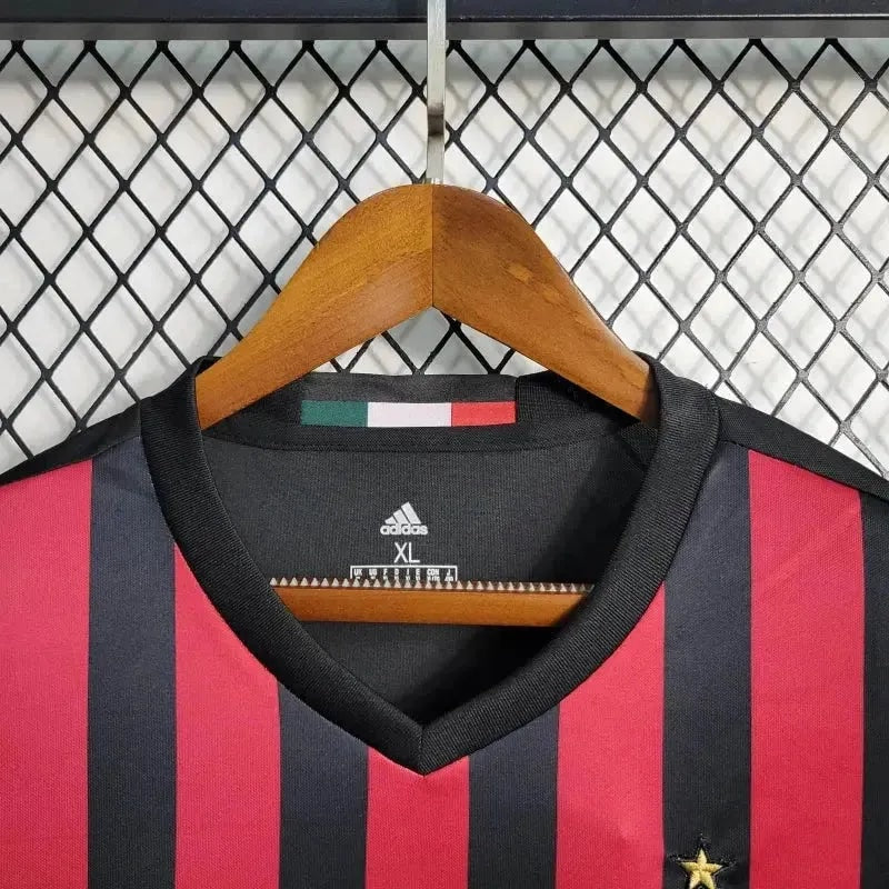 AC Milan - Retro Home 2016/17 Jersey