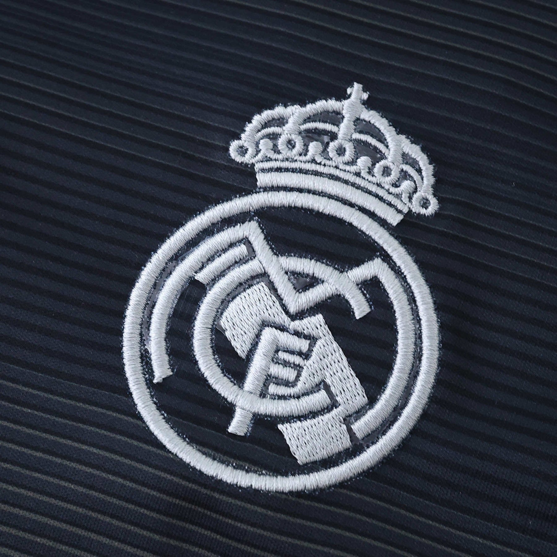 Real Madrid - Away 25/26 Kids Jersey Kit
