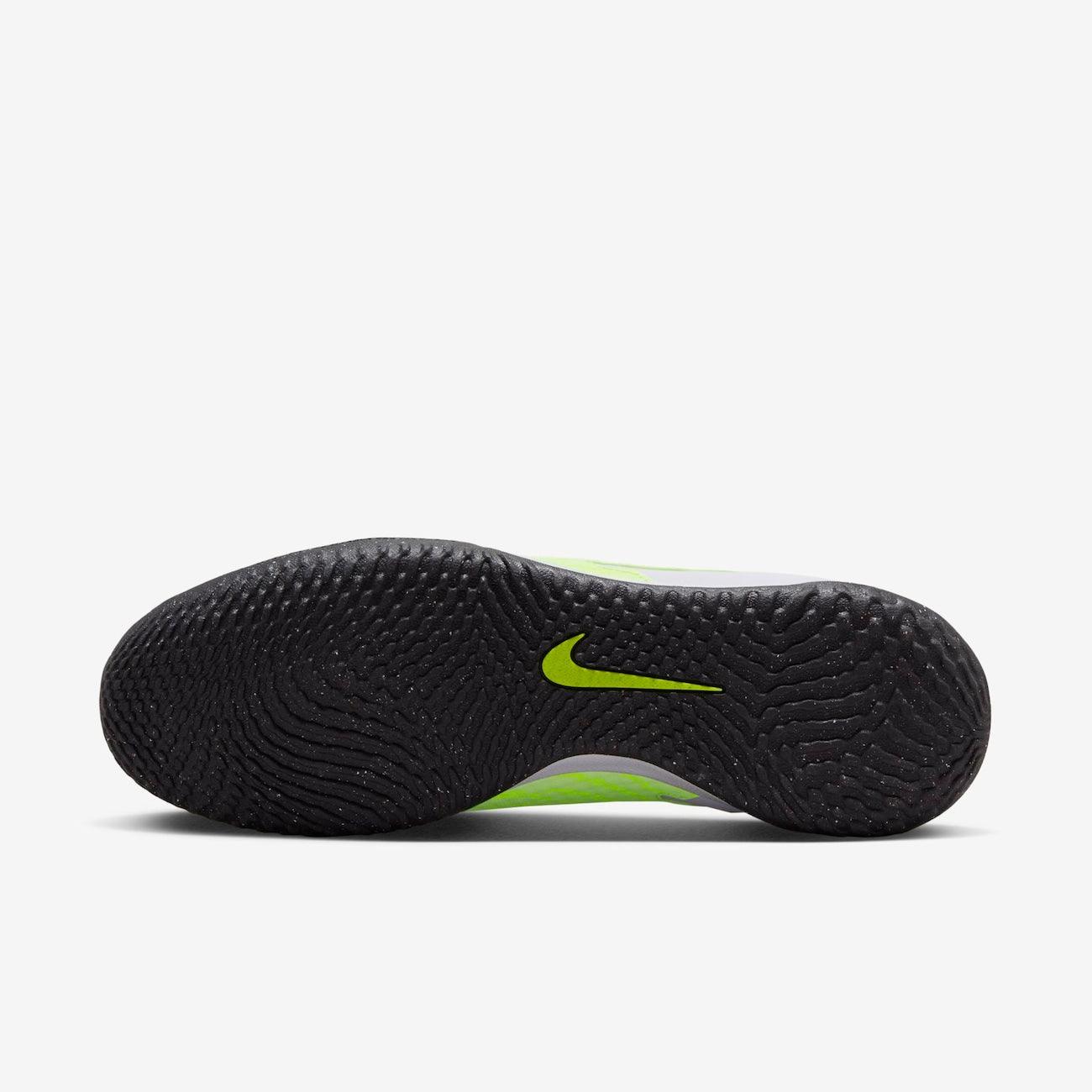 Chuteira Nike Phantom GX Academy Futsal