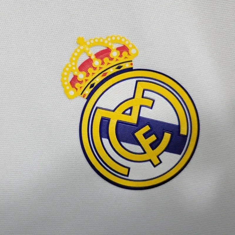 Real Madrid - Main 2016/17 Retro Long Sleeve Jersey