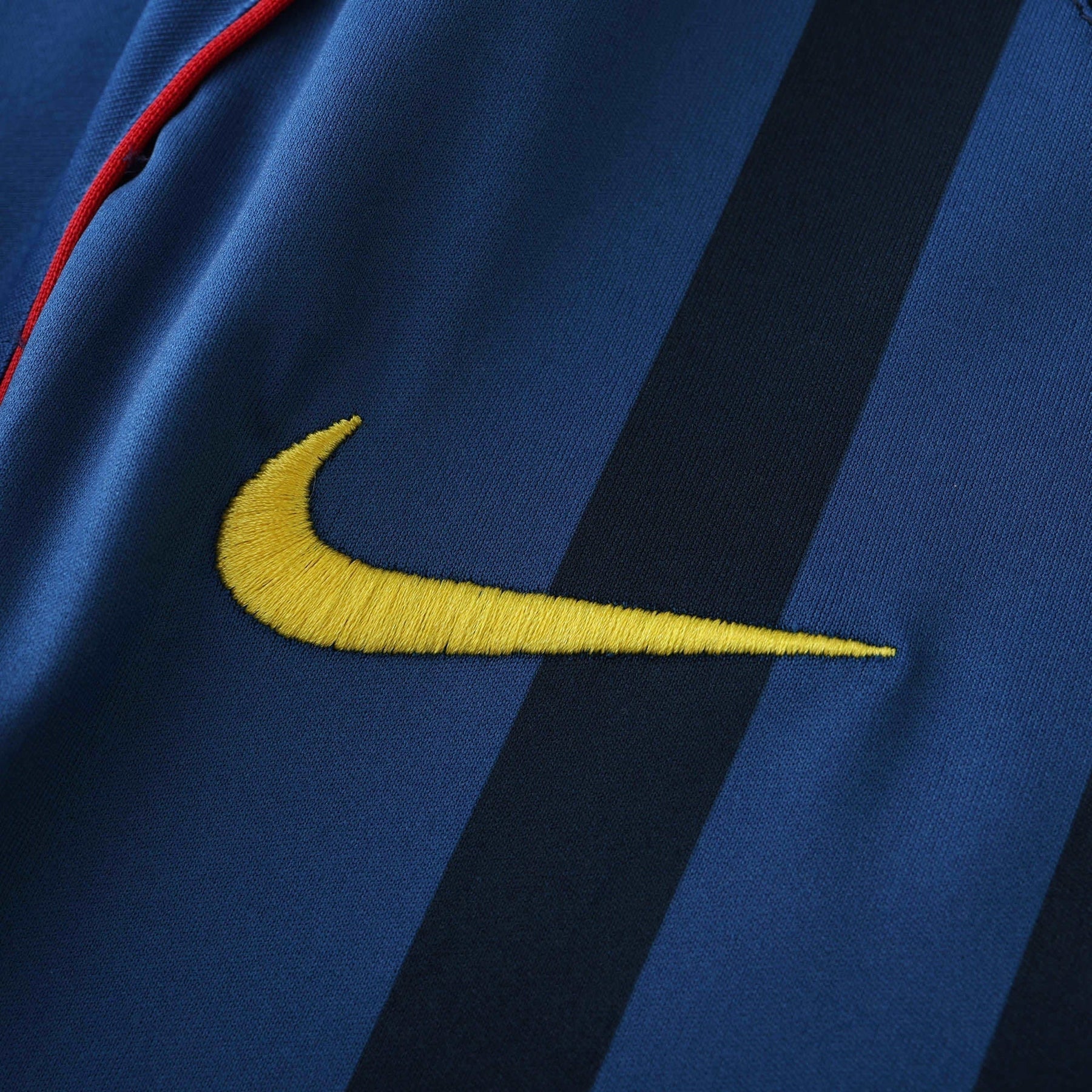 Barcelona - Retro Away 2004/05 Jersey