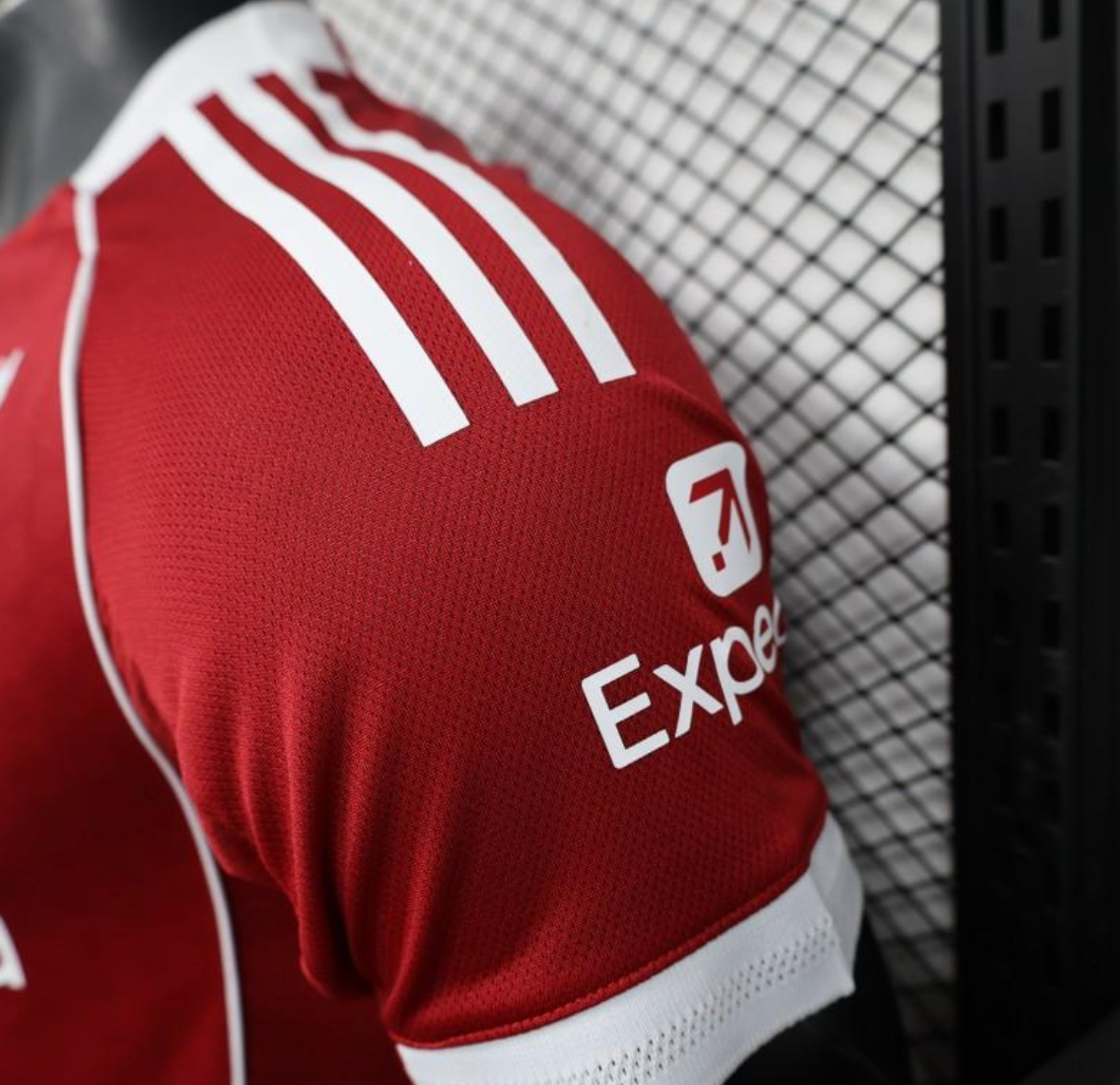 Liverpool Camiseta Local 2025/26 - Versión Jugador