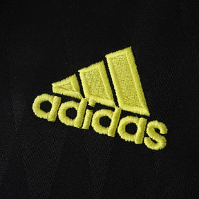 Liverpool - Retro Third 2010/11 Jersey