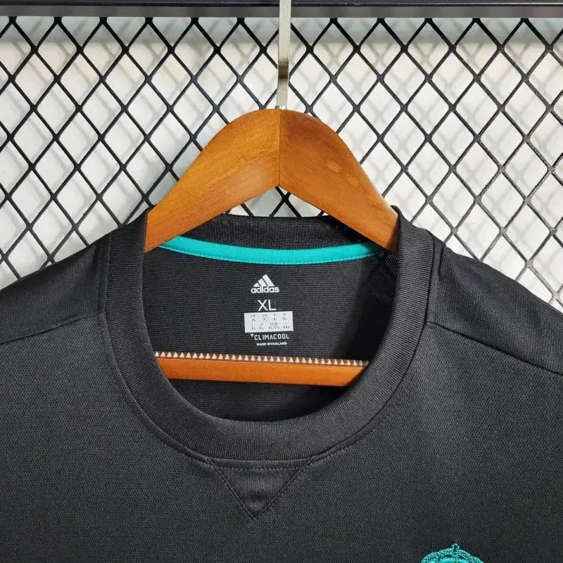 Real Madrid - Retro Away 2017/18 Long Sleeve Jersey