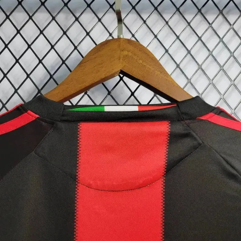 AC Milan - Retro Home 2010/11 Jersey