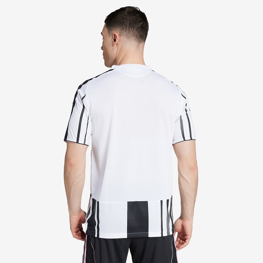 Juventus - Home 25/26 Player Edition Jersey