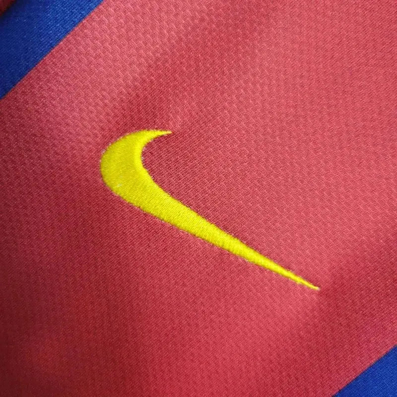 Barcelona - Retro Home 2007/08 Jersey