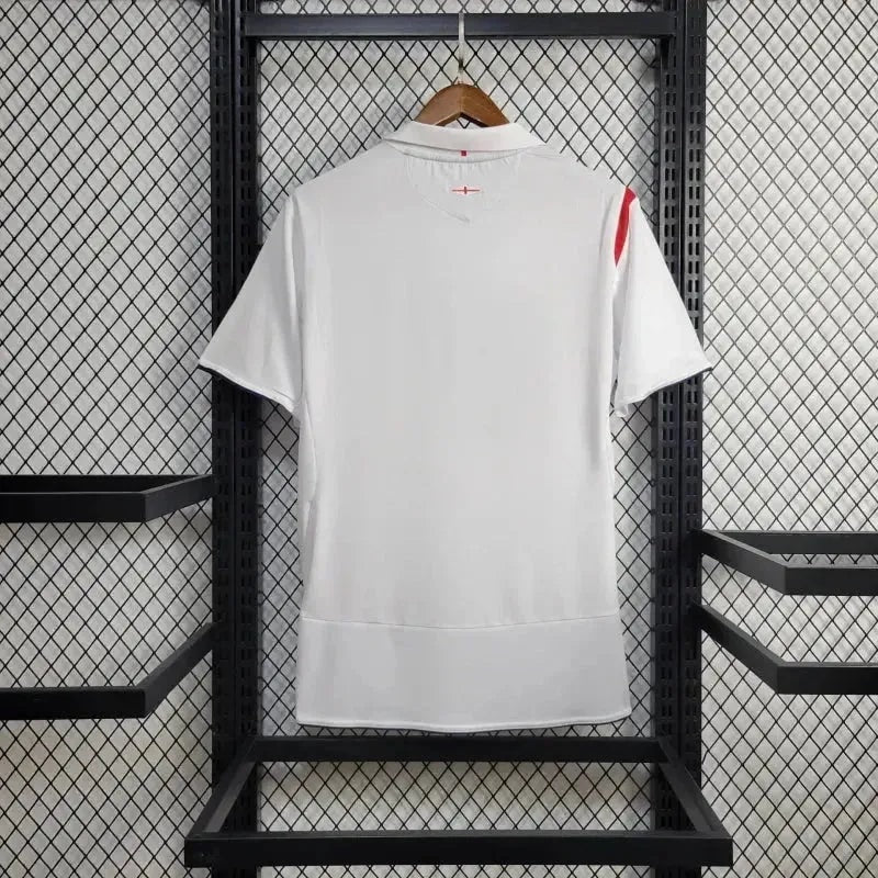 England - Retro Home 2005 Jersey