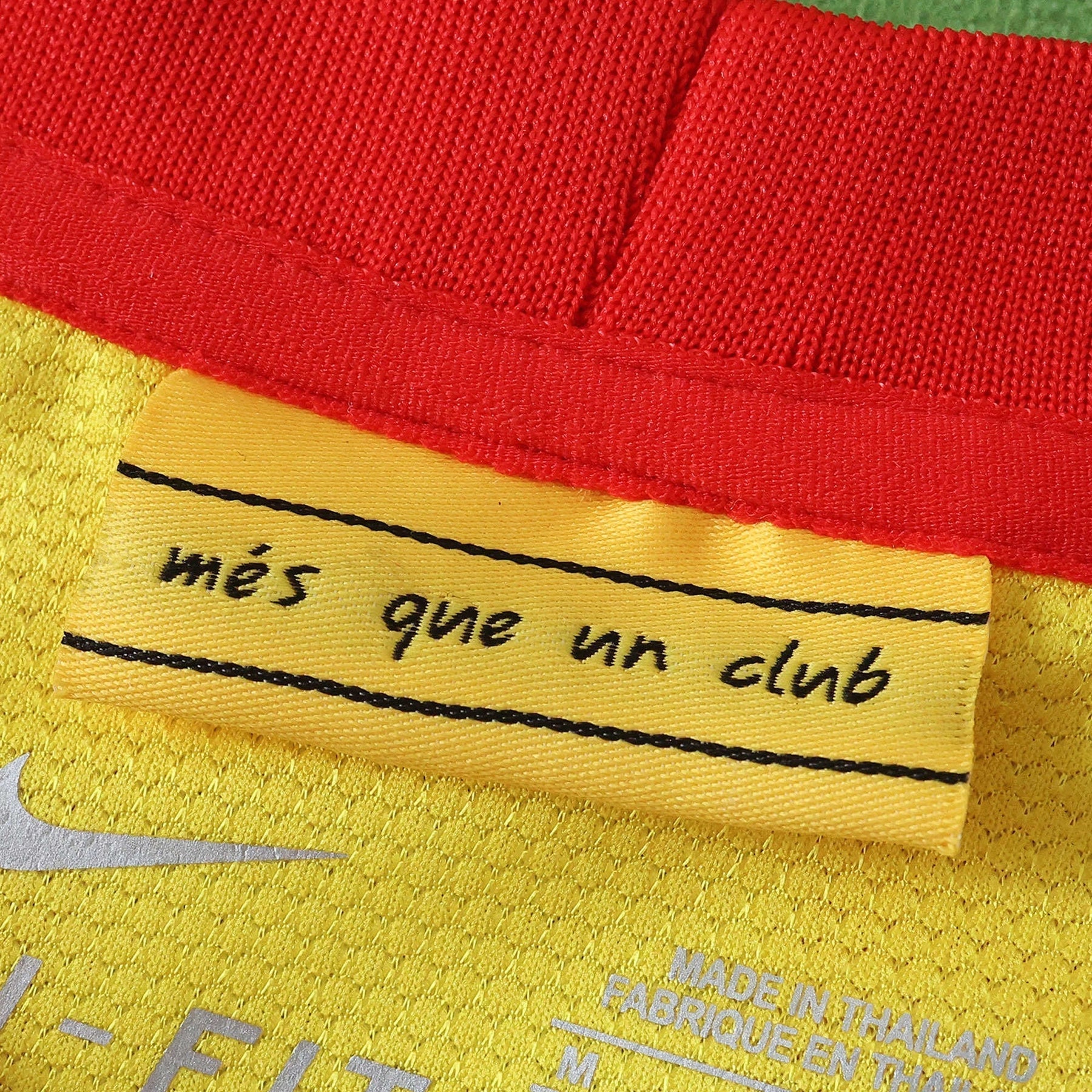 Barcelona - Retro Away 2013/14 Jersey