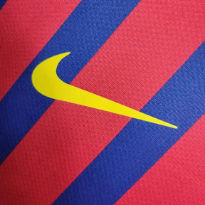 Barcelona - Retro Home 2011/12 Long Sleeve Jersey