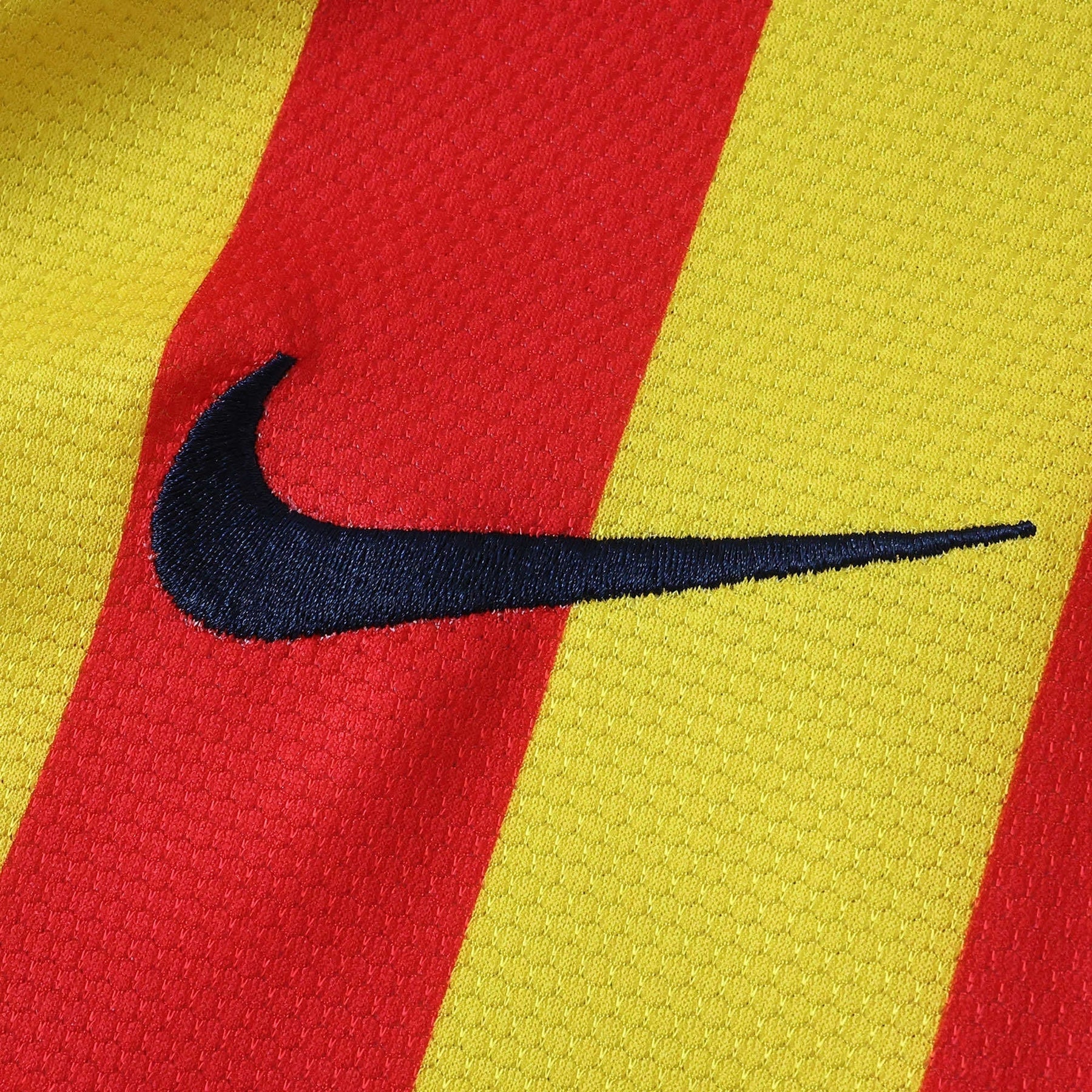 Barcelona - Retro Away 2013/14 Jersey