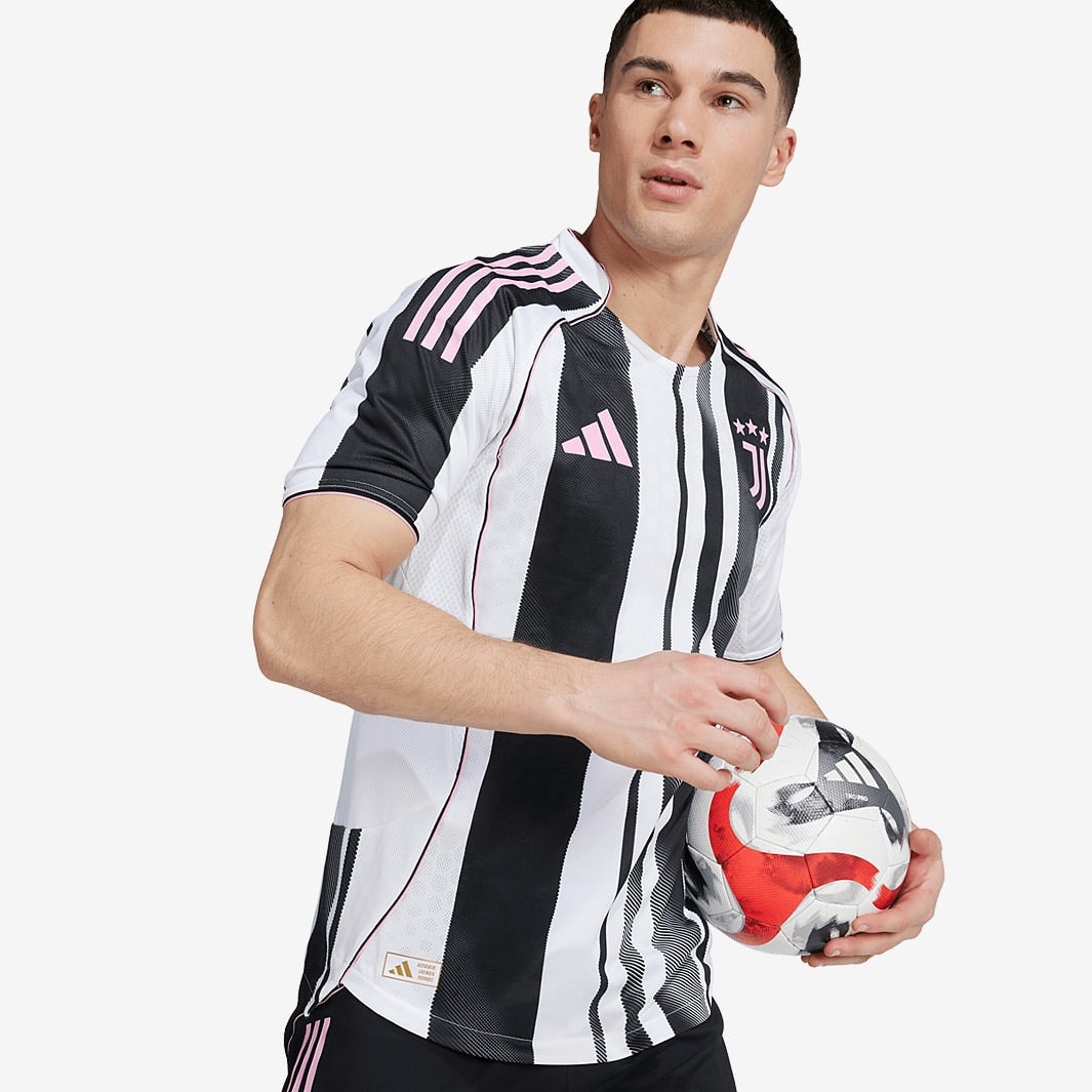 Juventus - Home 25/26 Player Edition Jersey