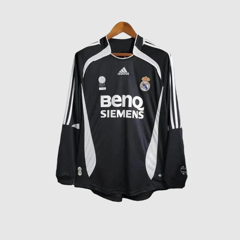 Real Madrid - Two Guest 2006/07 Retro Long Sleeve Jersey