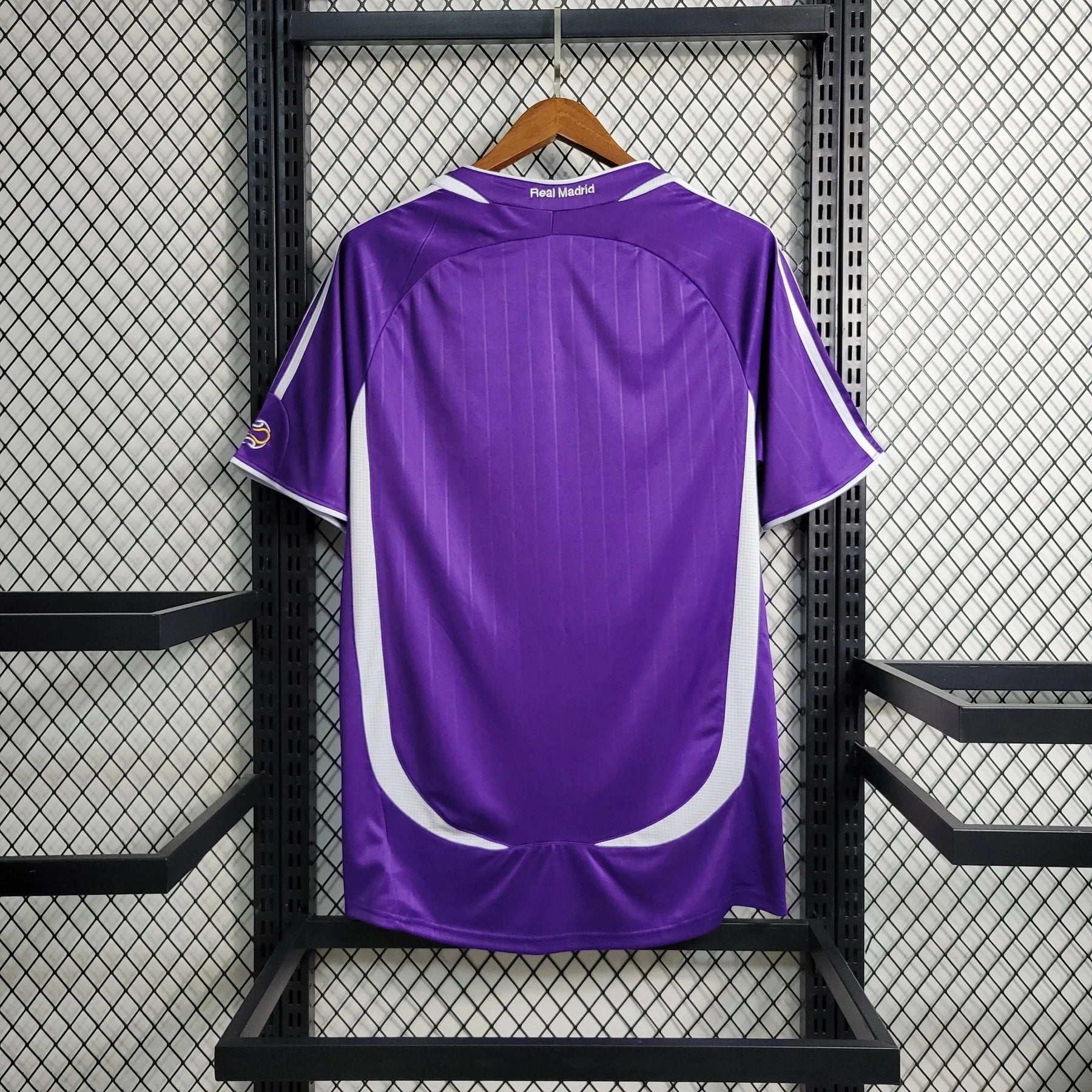 Real Madrid - Retro Away 2006 Jersey