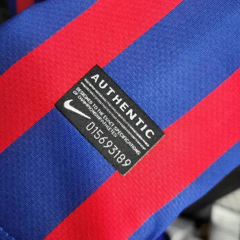Barcelona - Retro Home 2011/12 Long Sleeve Jersey