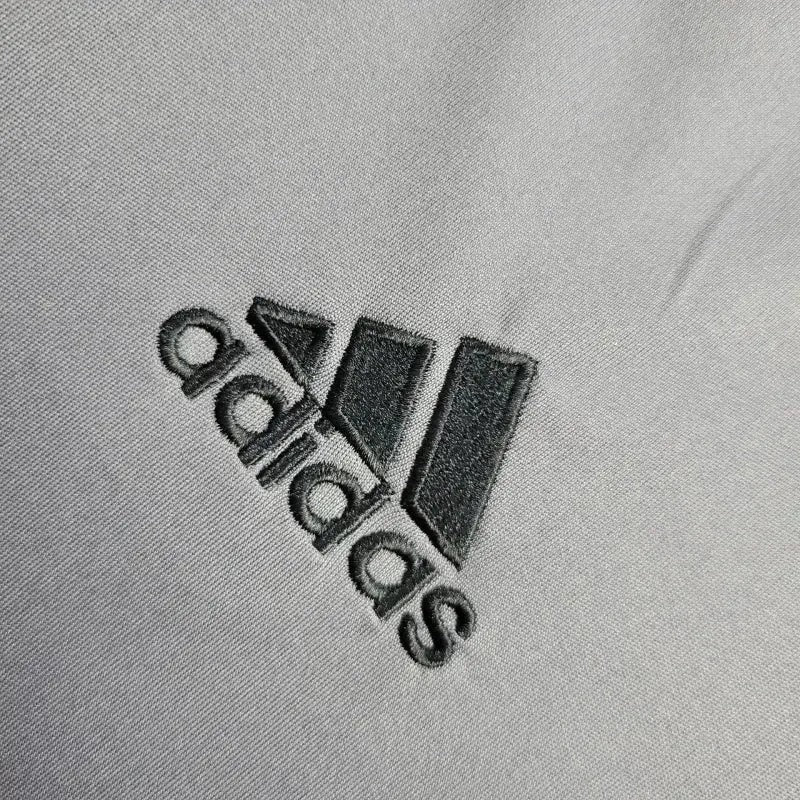 Real Madrid - II 2005/06 Retro Away Jersey