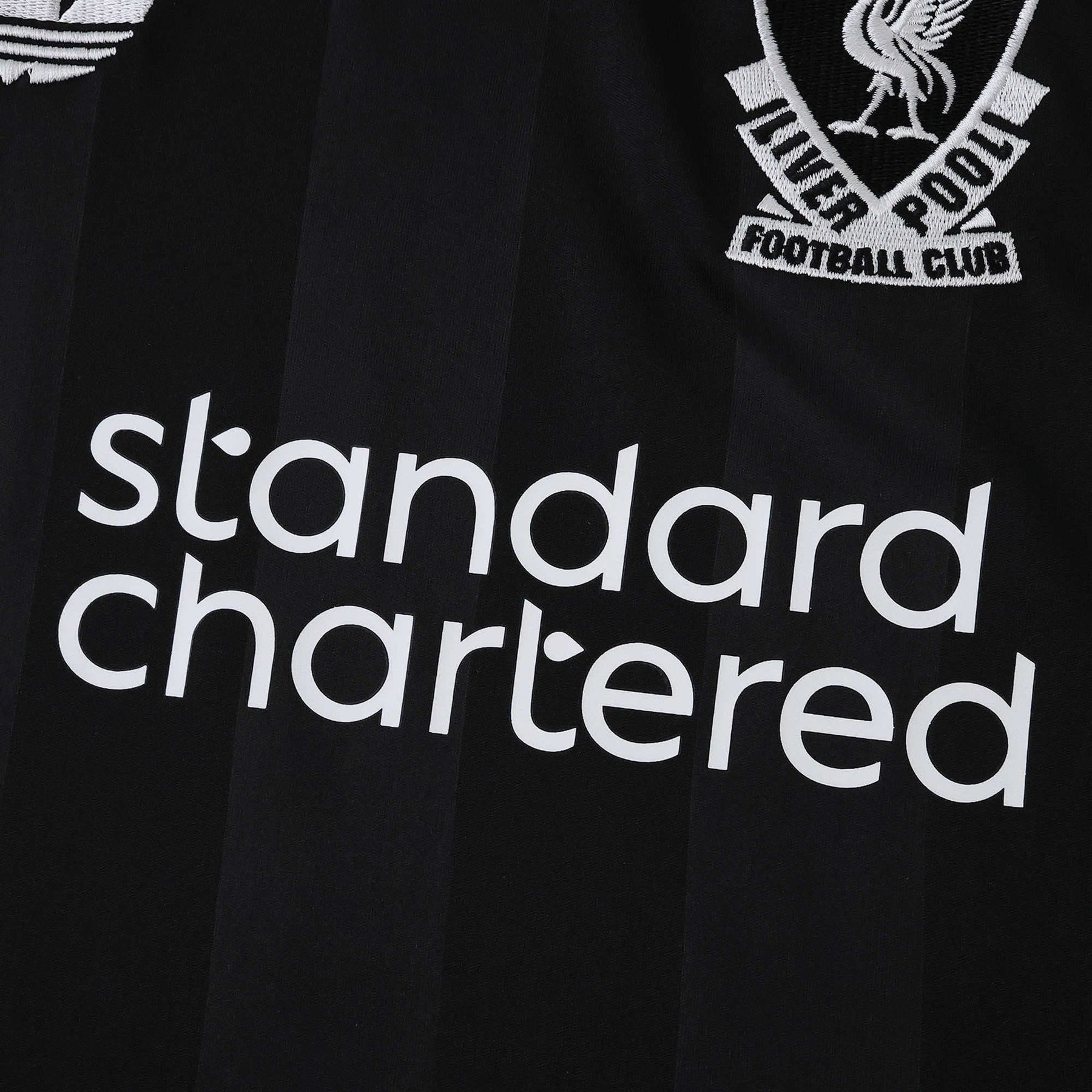 Liverpool - 4 25/26 Goalkeeper Jersey