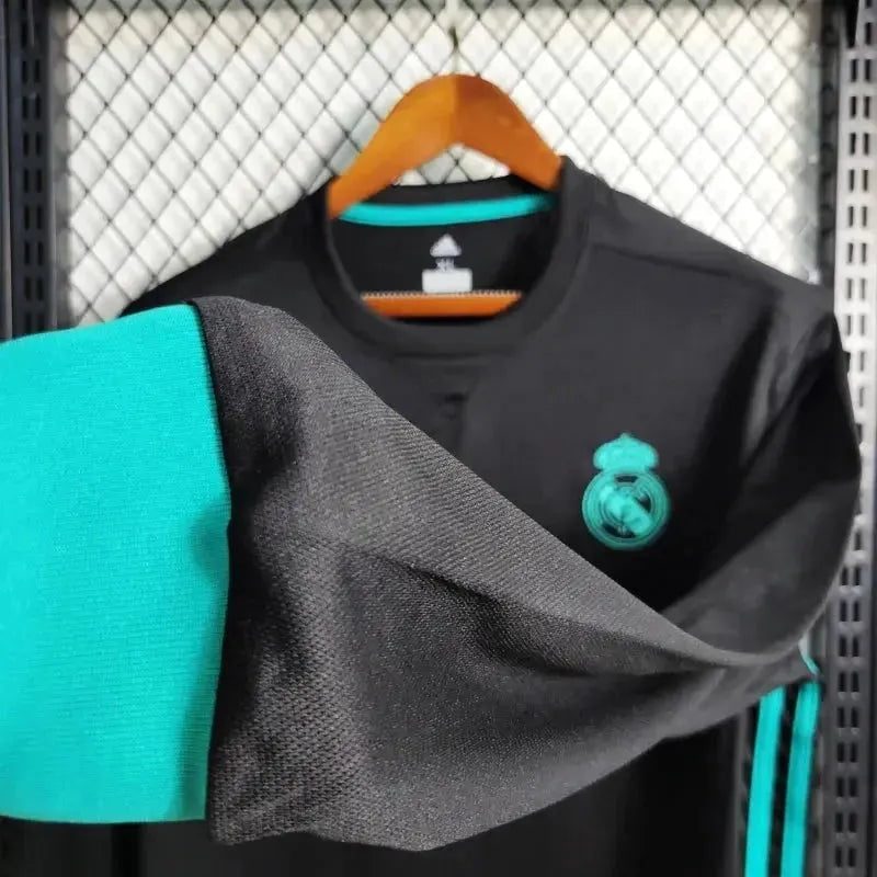 Real Madrid - Retro Away 2017/18 Long Sleeve Jersey