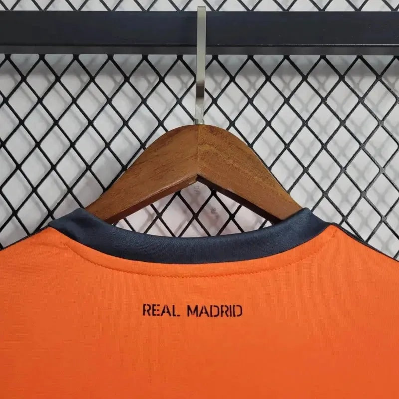 Real Madrid - 2 2013/14 Retro Away Long Sleeve Jersey