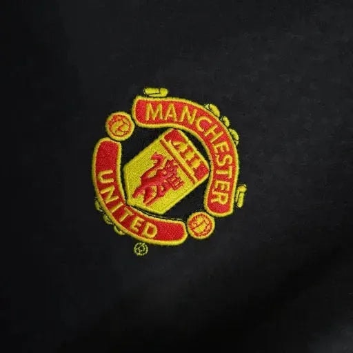 Manchester United - Retro Away 03/04 Jersey