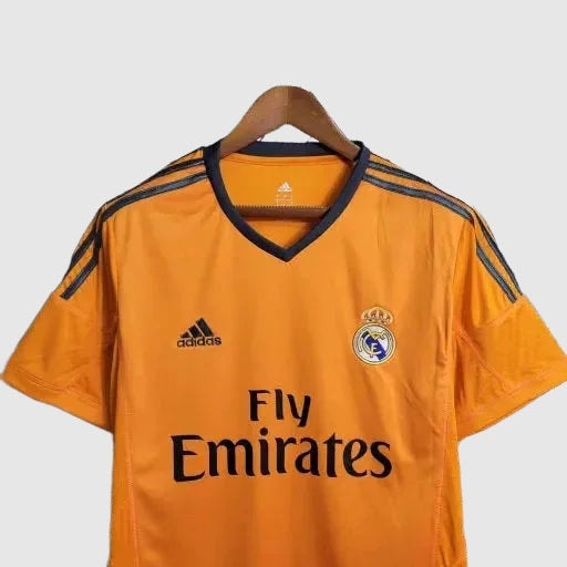 Real Madrid - Retro Away 13/14 Jersey