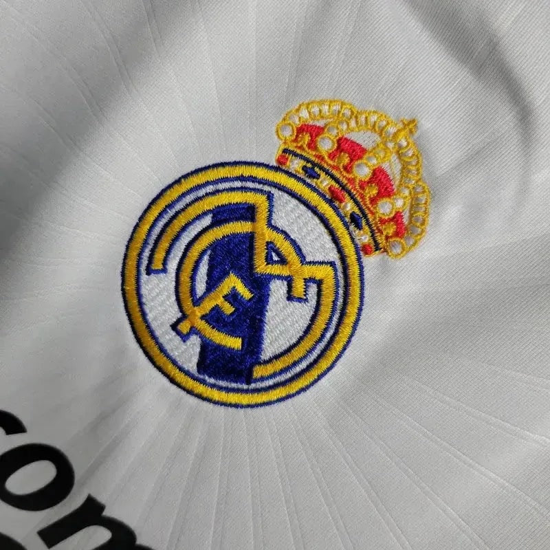Real Madrid - Retro Home 2010/11 Long Sleeve Jersey
