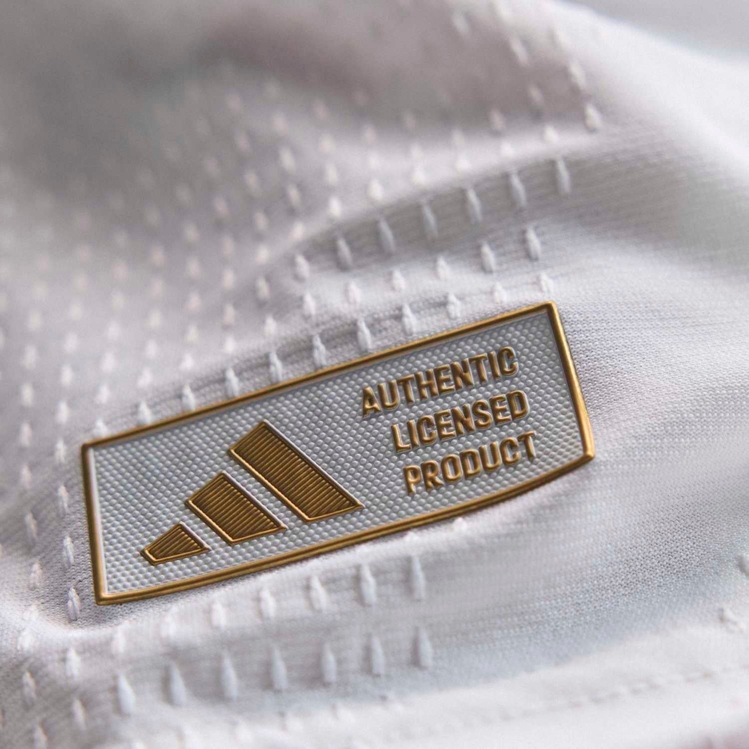 Real Madrid - Home 26/27 Player Edition Jersey