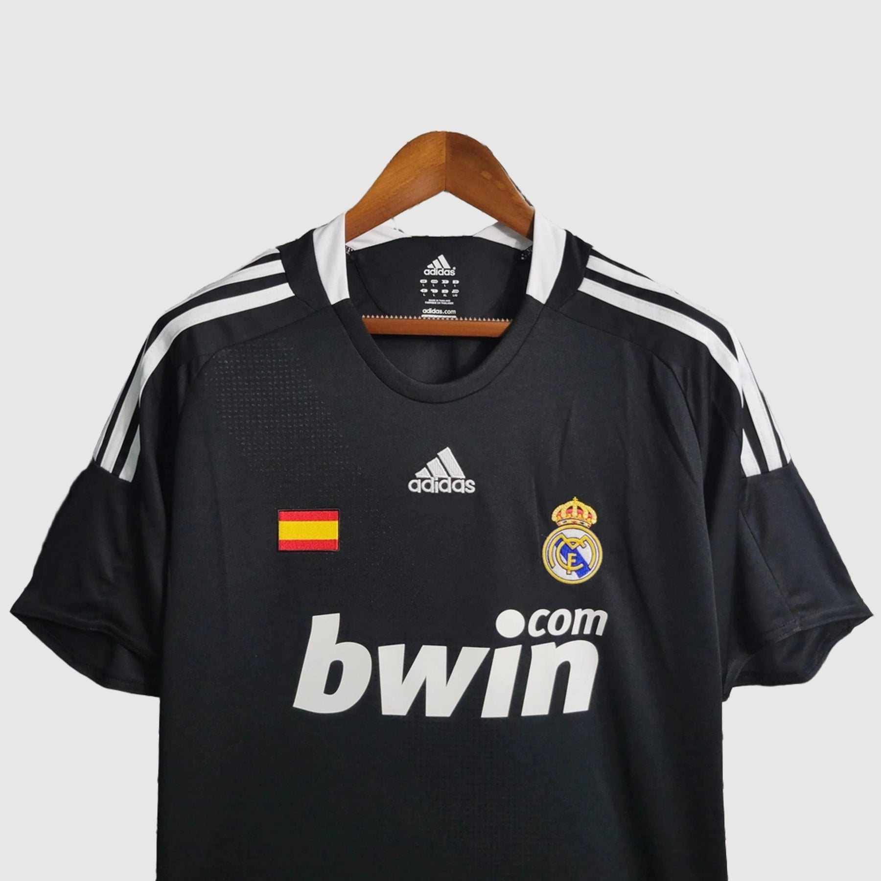 Real Madrid - Retro Away 2008/09 Jersey