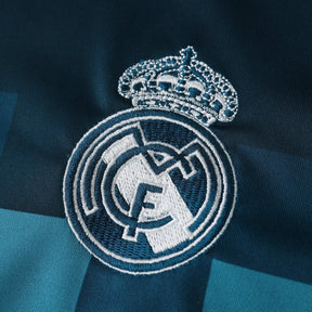 Real Madrid - Retro 2017/18 Jersey