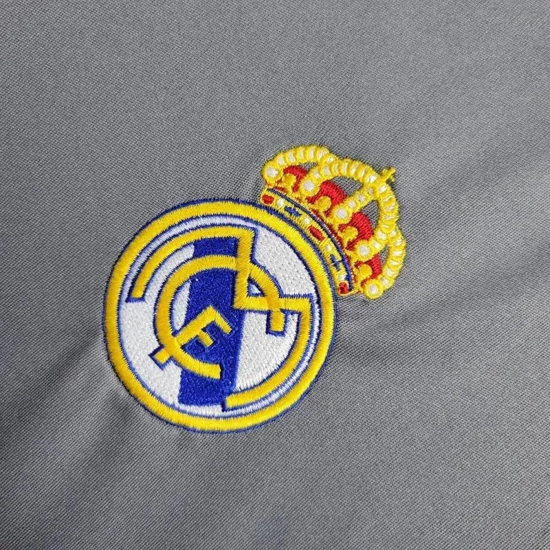 Real Madrid - II 2005/06 Retro Away Jersey