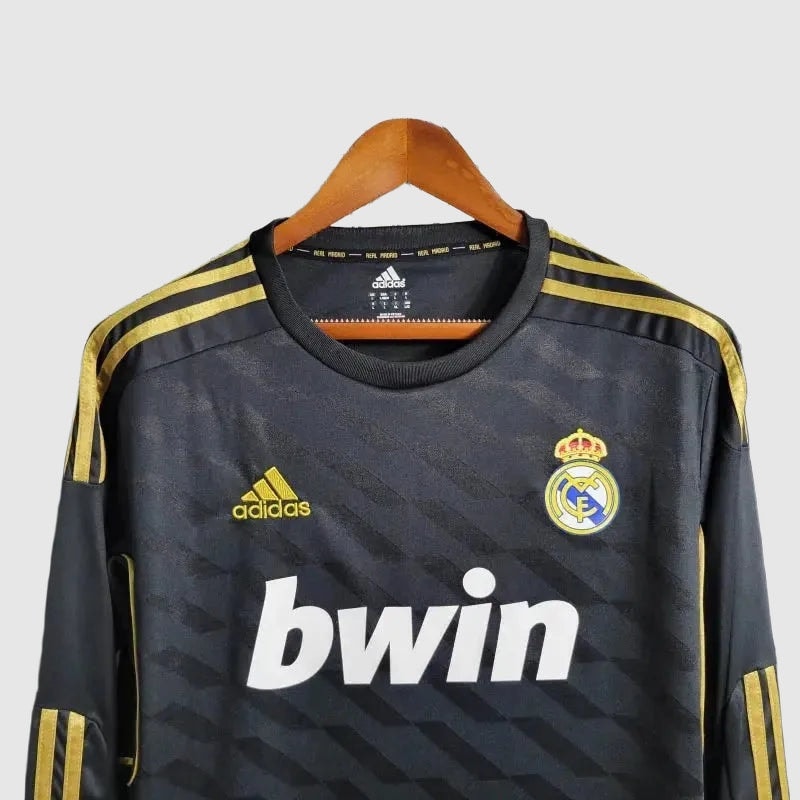 Real Madrid - Retro Away 2011/12 Long Sleeve Jersey