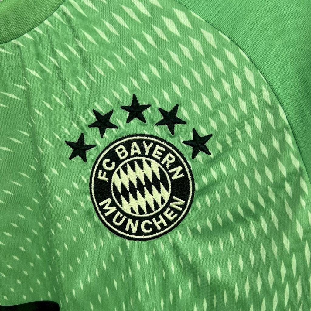 Bayern Munich - Goalkeeper 25/26 Jersey