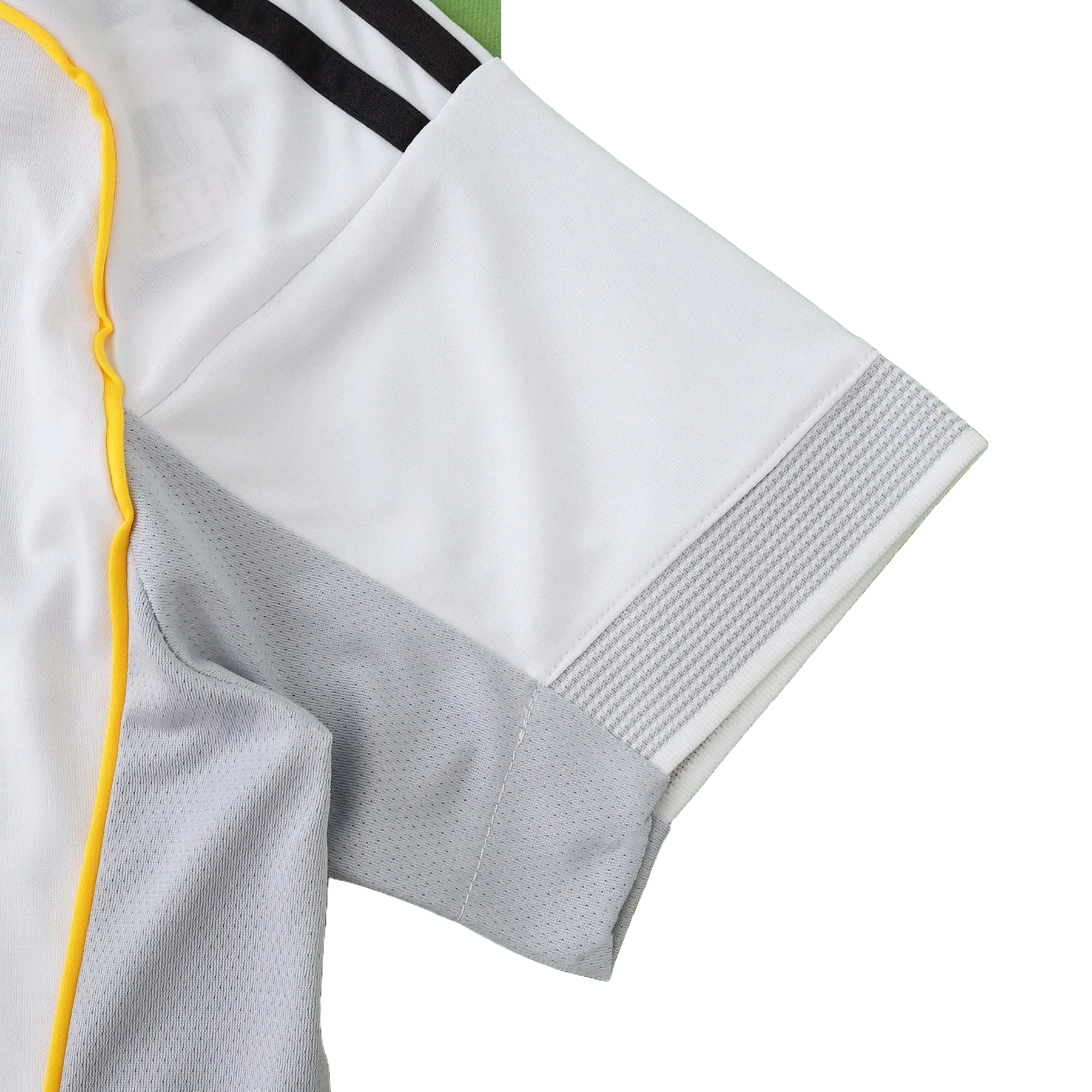 Real Madrid - Home 25/26 Women’s Jersey