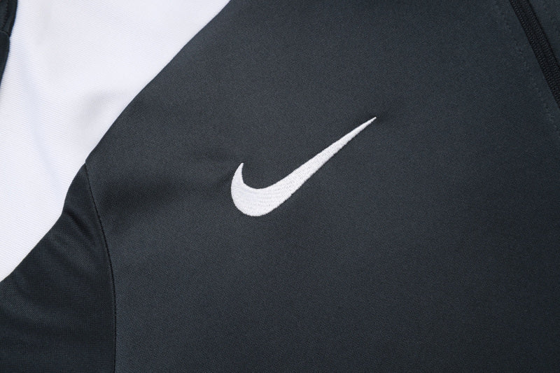 Chelsea Negra Pre-Partido TrackSuit 2025/26